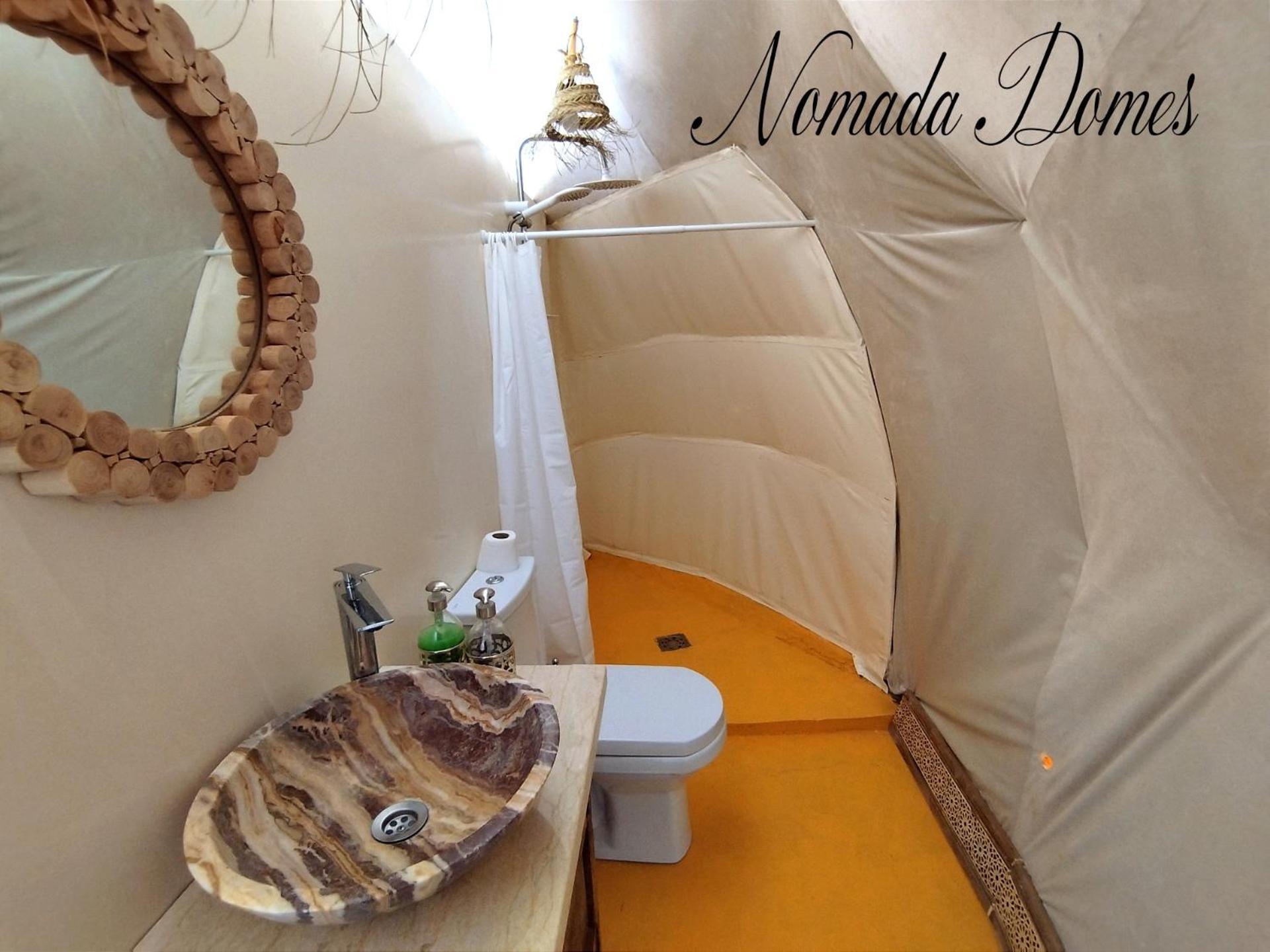 Nomada Domes Camp With Airco Hotell Merzouga Eksteriør bilde