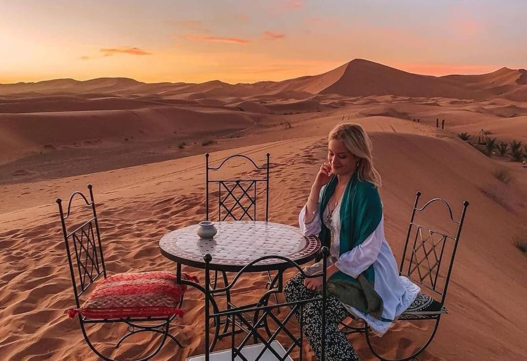 Nomada Domes Camp With Airco Hotell Merzouga Eksteriør bilde