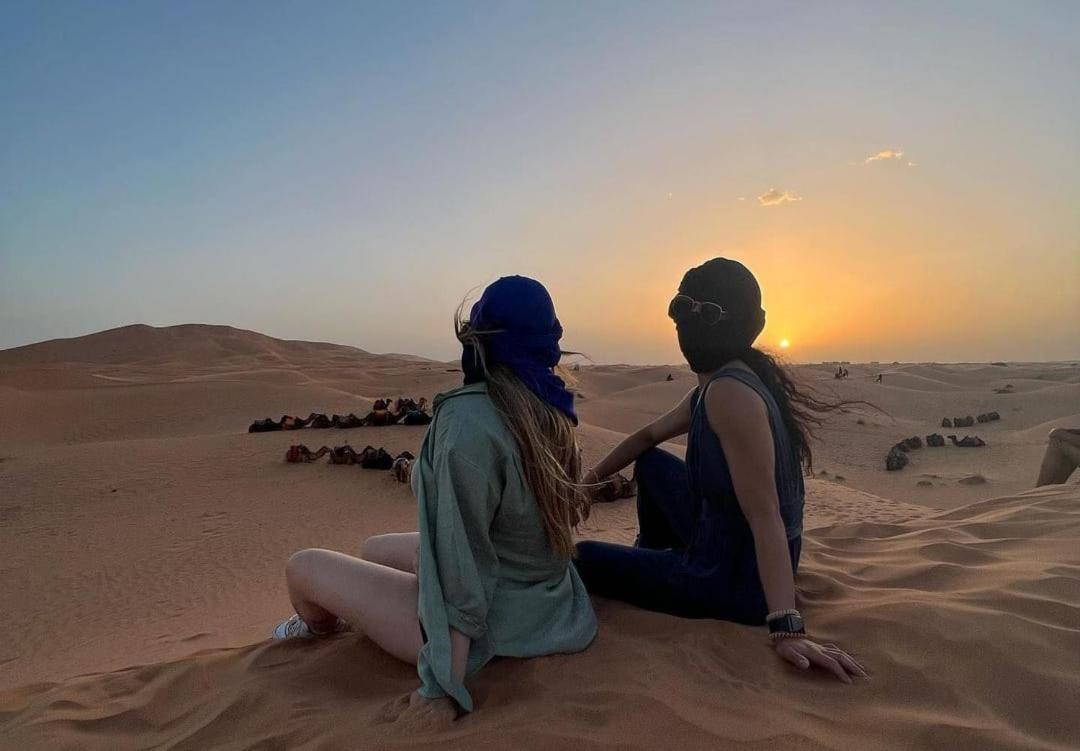 Nomada Domes Camp With Airco Hotell Merzouga Eksteriør bilde